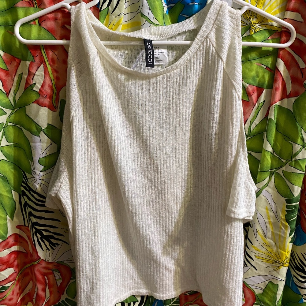 Cold Shoulder T from H&M